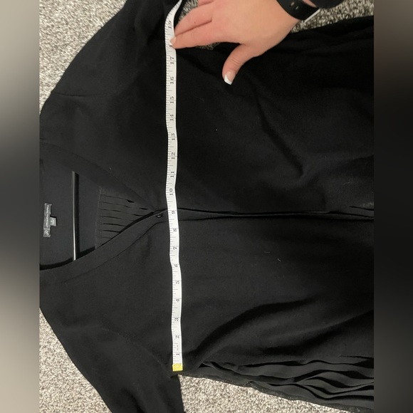 Adrianna Papell Solid Black Long Sleeve Button-Up
Blouse, Size Small - Picture 9 of 15